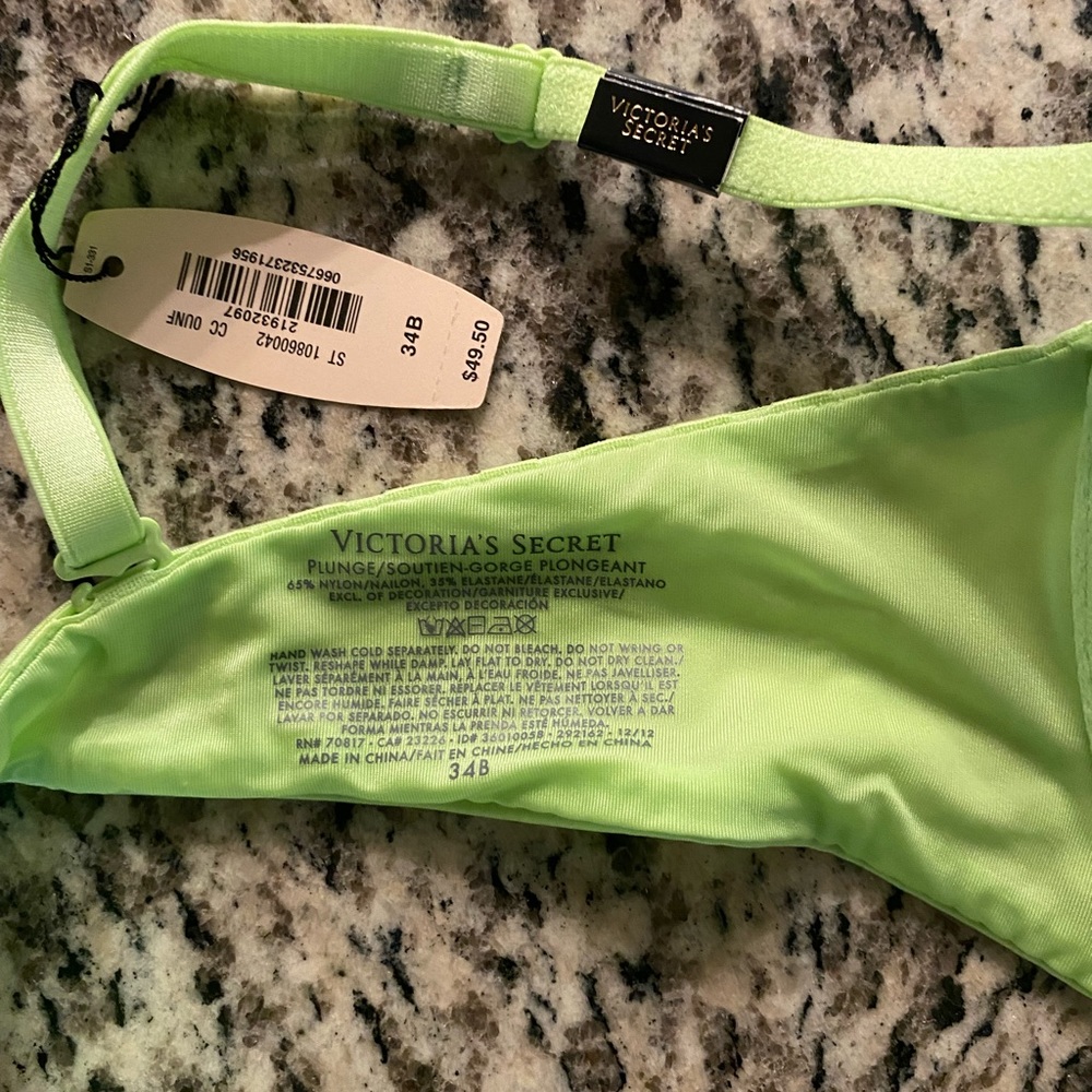 Bombshell Bra adds 2 cup sizes. Size 34B. Victoria’s Secret